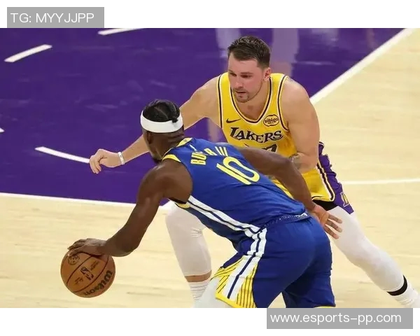 东契奇谈詹姆斯缺阵的影响与赢球决心的坚定态度 东契奇谈詹姆斯缺阵的影响与赢球决心的坚定态度